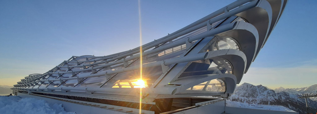 IN Metall Bild 1024x370